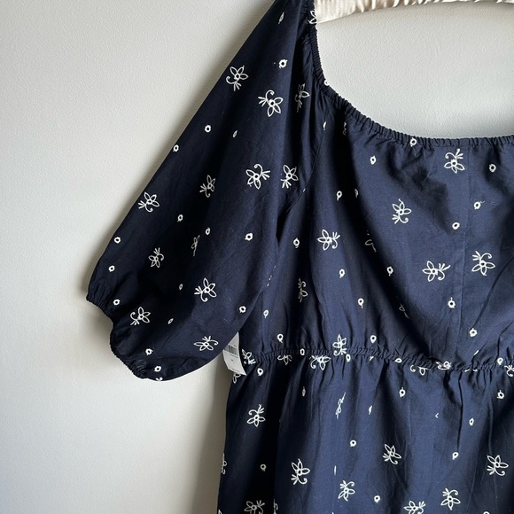 LANE BRYANT Off Shoulder Peplum Blouse Top Navy Blue White Embroidered Size 24 - Picture 12 of 15